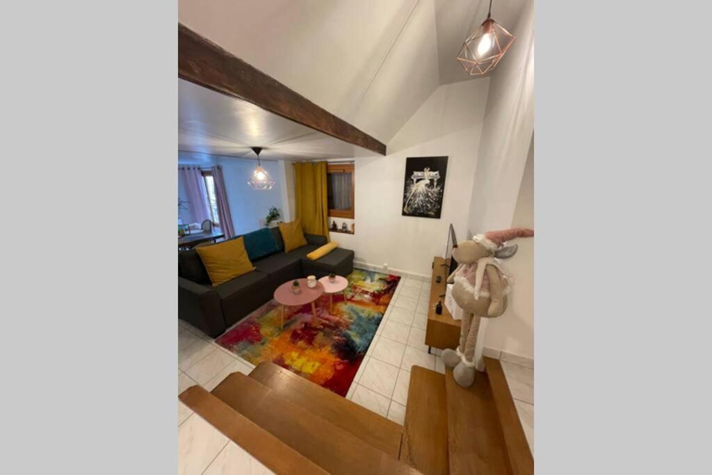 Appartement «La Vie Est Belle» Au Coeur De Sezanne Ngoại thất bức ảnh