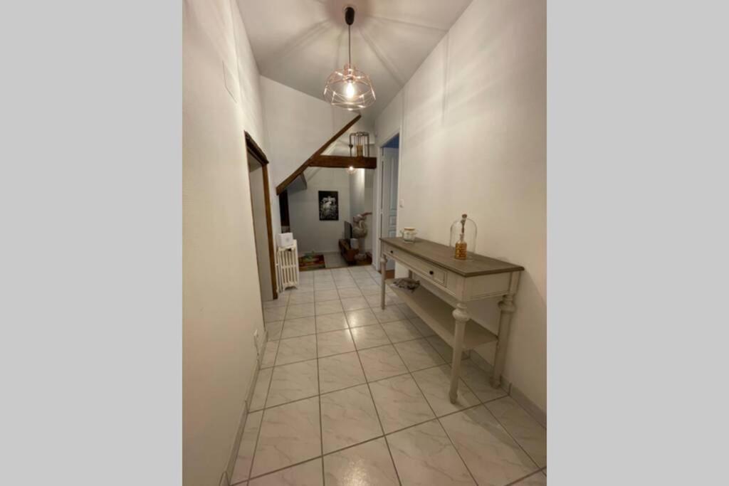 Appartement «La Vie Est Belle» Au Coeur De Sezanne Ngoại thất bức ảnh